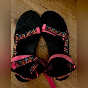 Women’s teva’s Size 10